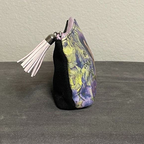Zippered Makeup Bag - "I Have Too Many Shoes" - Picture 2 of 3